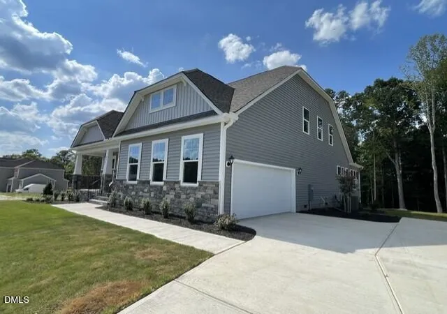 Photo 3 of Sale Pending at 424 Browning Ml Dr, Wendell, NC 27591 | MLS# 10172998 | Listing updated on 2026-09-22