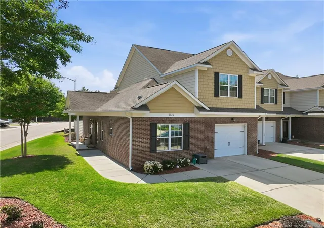 2nd image of 1124 Braybrooke Pl, Fayetteville, NC 28314 | MLS# 762336