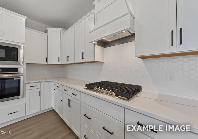 3rd image of 824 Diana Victoria Ct, Wendell, NC 27591 | MLS# 10167254