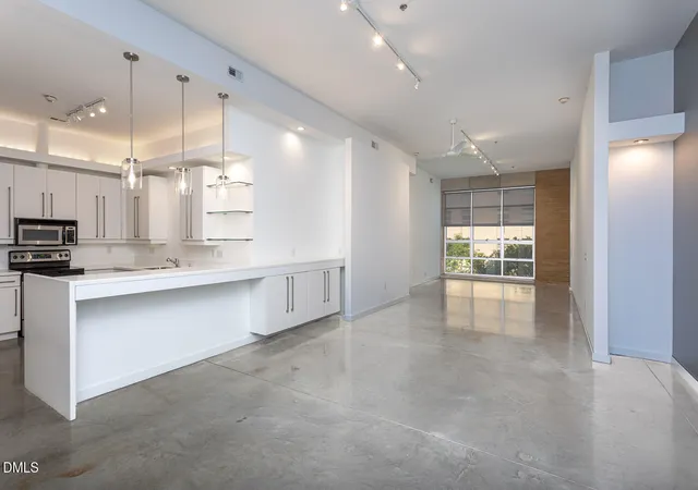 Photo 3 of Condo for sale at 319 Fayetteville St #405, Raleigh, NC 27601 | MLS# 10174152 | Listing updated on 2026-08-28