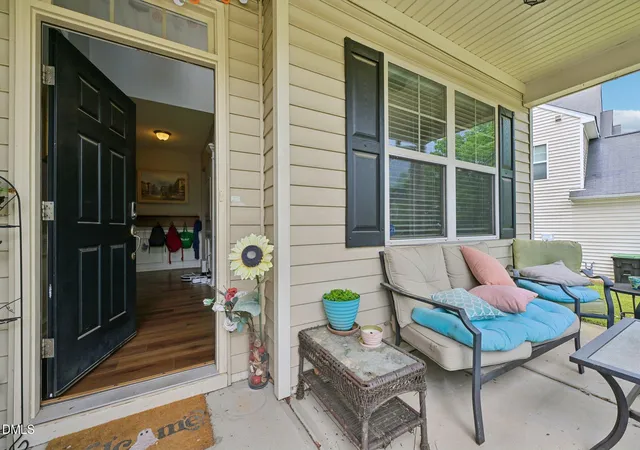Photo 2 of Single family home for sale at 66 Sunflower Way, Clayton, NC 27527 | MLS# 10176202 | Listing updated on 2026-09-20