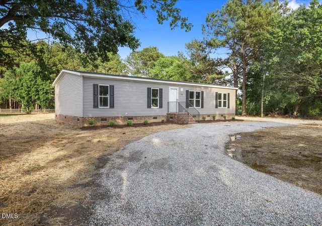 Homes for sale in Lucama, NC | 5737 Lloyd Rd, Lucama, NC 27851 | MLS# 10166353