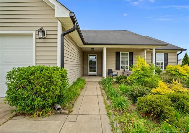 3rd image of 4949 Yorkchester Dr, Fayetteville, NC 28314 | MLS# 762368
