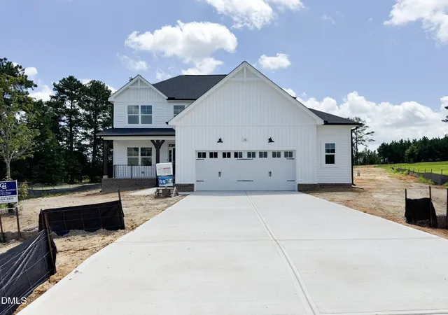 Photo 1 of Single family home for sale at 10 Diamond Crk Dr, Zebulon, NC 27597 | MLS# 10166409 | Listing updated on 2026-08-30