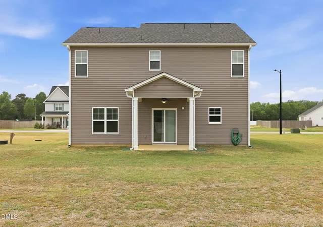 Homes for sale in Dunn, NC | 72 Sanford Ln, Dunn, NC 28334 | MLS# 10166726