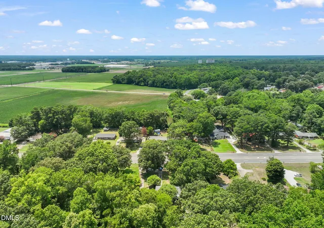 Homes for sale in Kinston, NC | 1529 Hwy 258 N, Kinston, NC 28504 | MLS# 10166608