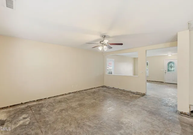 Photo 4 of Single family home for sale at 75 Averasboro Dr, Clayton, NC 27520 | MLS# 10167177 | Listing updated on 2026-08-28