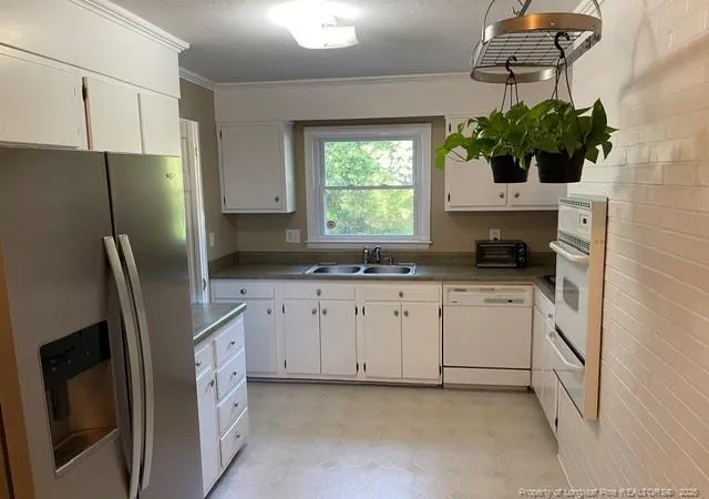 Photo 4 of Single family home for sale at 307 Whitney Dr, Fayetteville, NC 28314 | MLS# 762398 | Listing updated on 2026-09-14