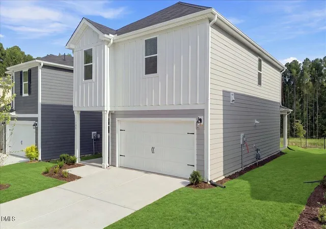 Photo 2 of Single family home for sale at 1506 Hatteras Rd, Durham, NC 27704 | MLS# 10170704 | Listing updated on 2026-09-16