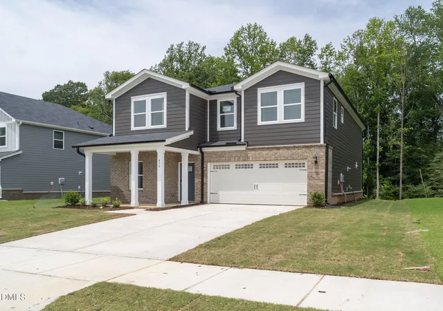 Photo 3 of Single family home for sale at 416 Southland Dr, Zebulon, NC 27597 | MLS# 10170690 | Listing updated on 2026-09-02