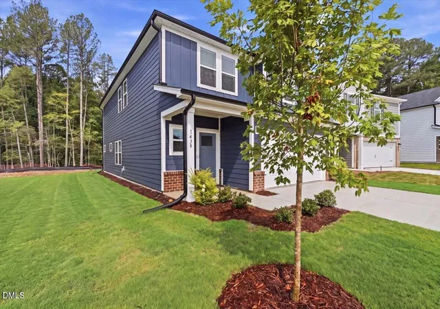 Photo 3 of Single family home for sale at 1438 Hatteras Rd, Durham, NC 27704 | MLS# 10170658 | Listing updated on 2026-09-16