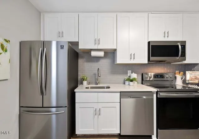 5th image of 1228 S State St, Raleigh, NC 27610