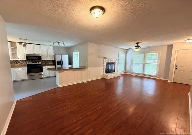 4th image of 1375 Worstead Dr, Fayetteville, NC 28314 | MLS# 762420