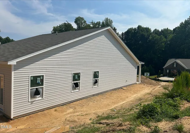 Photo 4 of Sale Pending at 127 White Azalea Way, Benson, NC 27504 | MLS# 10166512 | Listing updated on 2026-08-31