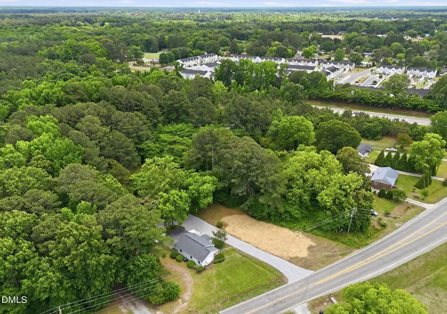 3rd image of 1094 Wilsons Mills Rd, Smithfield, NC 27577 | MLS# 10167557