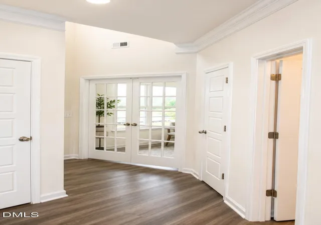Photo 3 of Single family home for sale at 275 Plains Dr, Burlington, NC 27217 | MLS# 10166533 | Listing updated on 2026-08-20