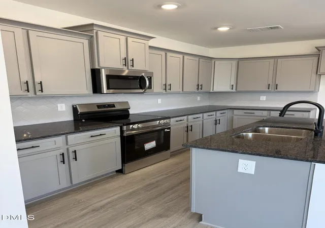 3rd image of 38 Joyner Park Dr, Rocky Mount, NC 27803 | MLS# 10166578