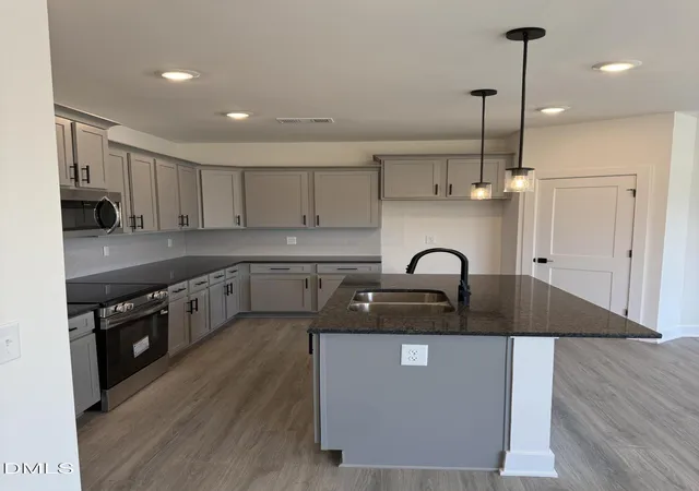 4th image of 38 Joyner Park Dr, Rocky Mount, NC 27803 | MLS# 10166578