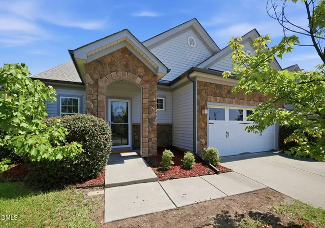 Photo 3 of Sale Pending at 815 Ember Dr, Durham, NC 27703 | MLS# 10181419 | Listing updated on 2026-08-05