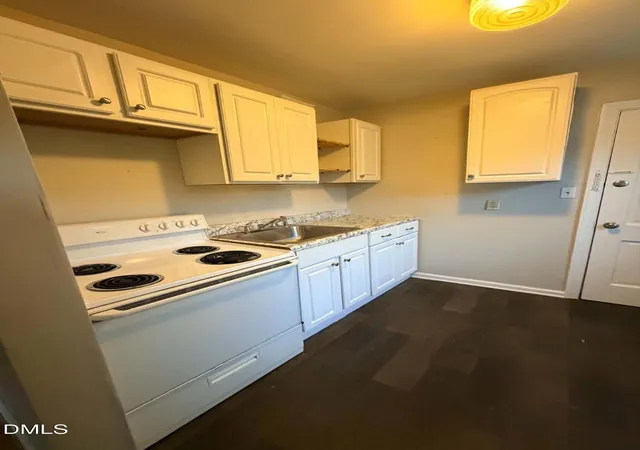 Homes for sale in Burlington, NC | 1400 Roslyn Dr #Unit 11d, Burlington, NC 27215 | MLS# 10166586