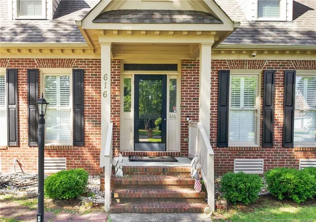 3rd image of 616 Levenhall Dr, Fayetteville, NC 28314 | MLS# 762429