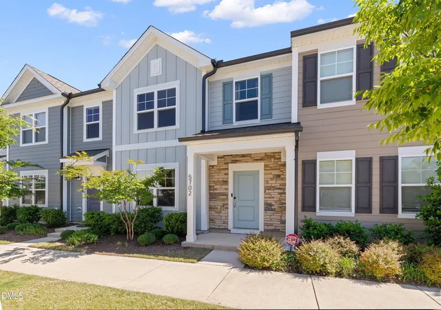 Photo 4 of Sale Pending at 5702 Volos Ave, Raleigh, NC 27603 | MLS# 10166898 | Listing updated on 2026-10-05