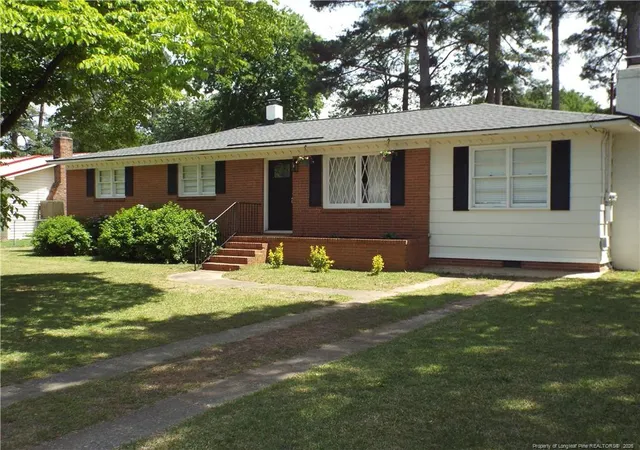 Photo 1 of Single family home for sale at 5101 N Sumac Cir, Fayetteville, NC 28304 | MLS# 762341 | Listing updated on 2026-09-18