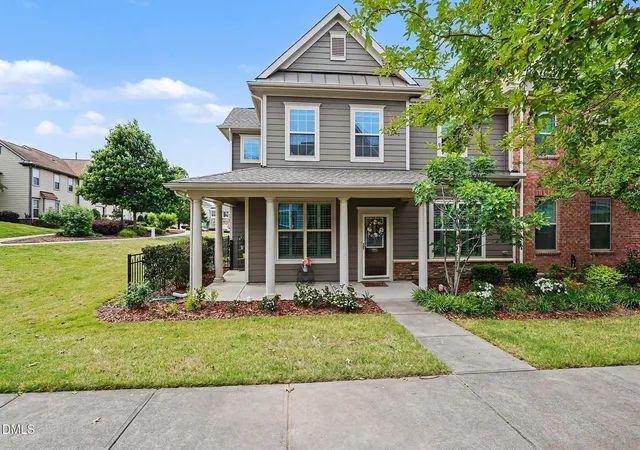 Photo 4 of Townhouse for sale at 9207 Giralda Walk, Raleigh, NC 27617 | MLS# 10166941 | Listing updated on 2026-07-18