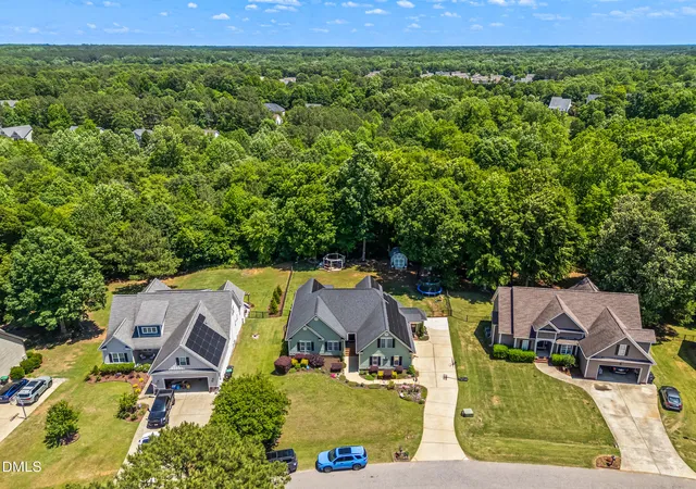 Photo 3 of Sale Pending at 428 Broadmoor Way, Clayton, NC 27520 | MLS# 10168299 | Listing updated on 2026-07-18