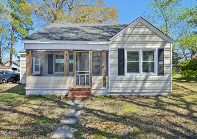 1st image of 712 Fairground Rd, Dunn, NC 28334 | MLS# 10183827