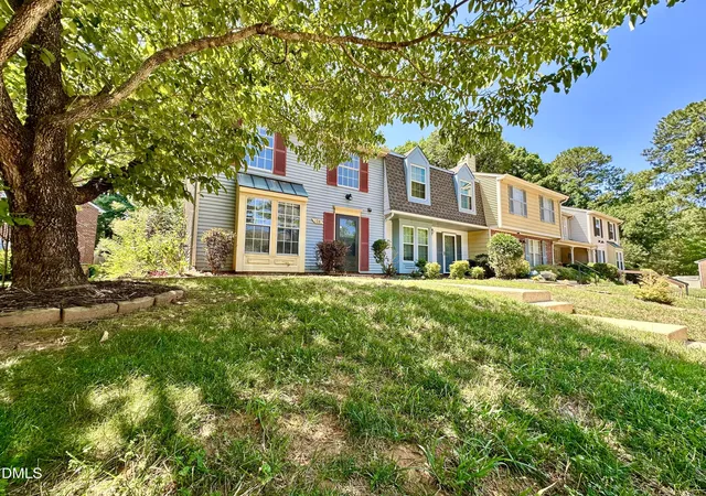 22nd image of 108 E Chalfont Wy, Cary, NC 27513 | MLS# 10166858