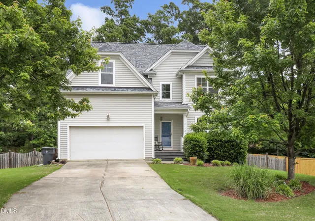Photo 1 of Single family home for sale at 213 Holly Moor Ln, Holly Springs, NC 27540 | MLS# 10167130 | Listing updated on 2026-07-31