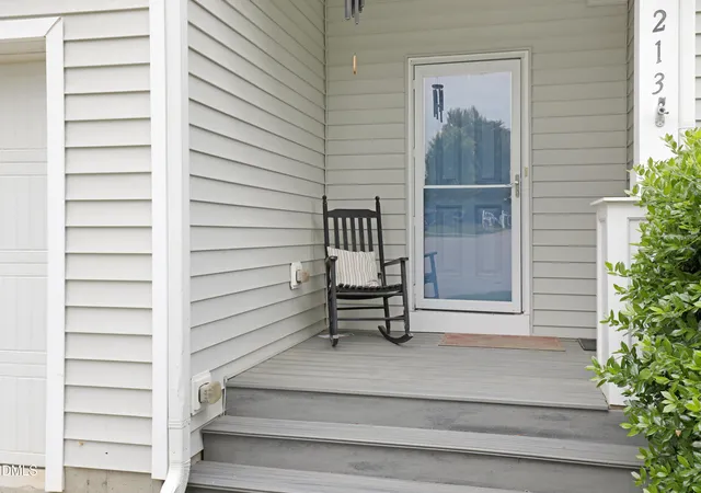 Photo 2 of Single family home for sale at 213 Holly Moor Ln, Holly Springs, NC 27540 | MLS# 10167130 | Listing updated on 2026-07-31