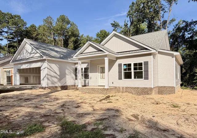 Photo 2 of Single family home for sale at 1702 Walnut Run Dr, Deep Run, NC 28525 | MLS# 10182330 | Listing updated on 2026-08-31