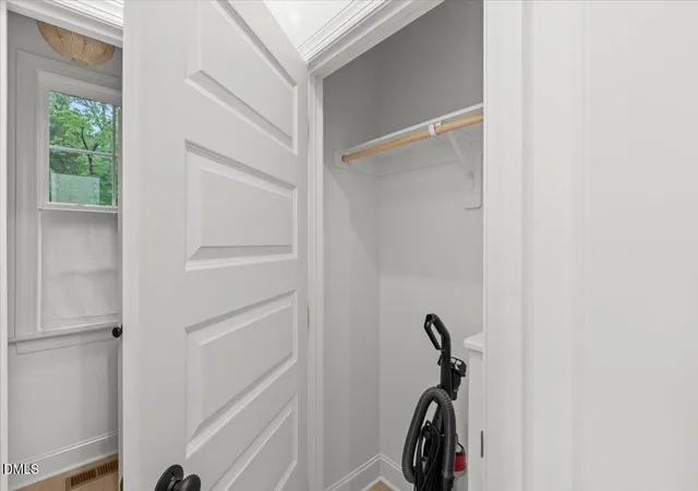 Photo 4 of Single family home for sale at 2045 Fernwood Way, Henderson, NC 27536 | MLS# 10167095 | Listing updated on 2026-09-02