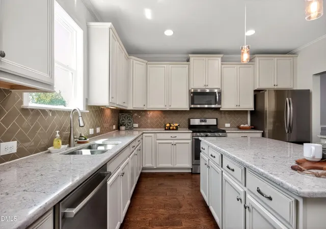 4th image of 224 Empress Rd, Hillsborough, NC 27278 | MLS# 10167153