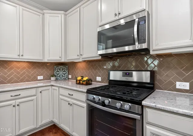 3rd image of 224 Empress Rd, Hillsborough, NC 27278 | MLS# 10167153
