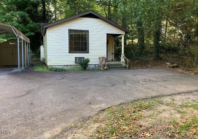 Listing Photo 4 - Condo for sale in building located at 524 Boone Rd, Eden, NC 27288
