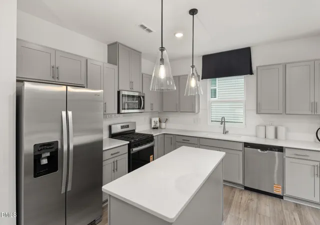4th image of 610 Timber Terrace Dr, Durham, NC 27704 | MLS# 10166918