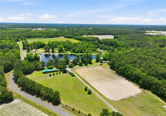 Homes for sale in Autryville, NC | 10400 Ruth Vinson Rd, Autryville, NC 28318 | MLS# 762548