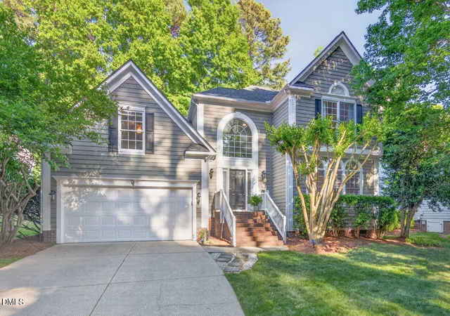 Homes for sale in Chapel Hill, NC | 115 Lonebrook Dr, Chapel Hill, NC 27516 | MLS# 10167589