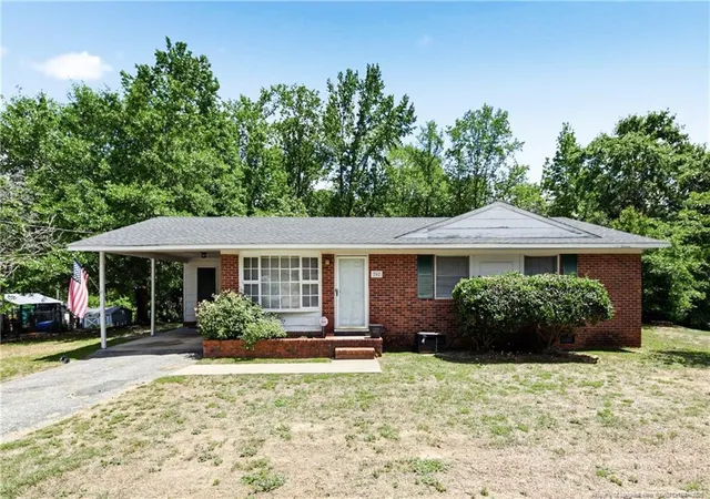 Photo 1 of Single family home for sale at 202 Onie Ct, Fayetteville, NC 28314 | MLS# 762424 | Listing updated on 2026-07-18
