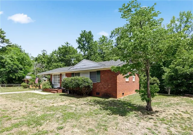 Photo 2 of Single family home for sale at 202 Onie Ct, Fayetteville, NC 28314 | MLS# 762424 | Listing updated on 2026-07-18