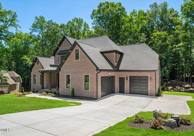 Photo 3 of Single family home for sale at 86 Fort Boone Ct, Clayton, NC 27527 | MLS# 10171013 | Listing updated on 2026-09-18