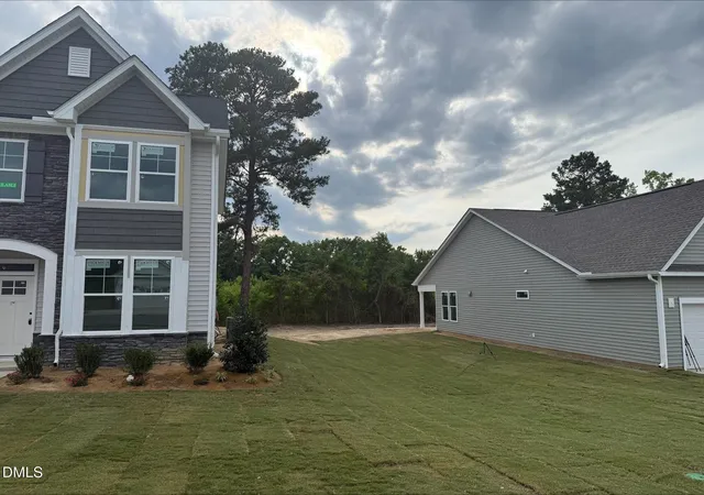 3rd image of 377 Pecan Valley Wy, Four Oaks, NC 27524 | MLS# 10167344