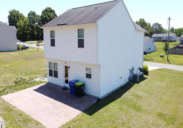 Photo 3 of Sale Pending at 2136 W Simpson Rd, Burlington, NC 27217 | MLS# 10167312 | Listing updated on 2026-07-18