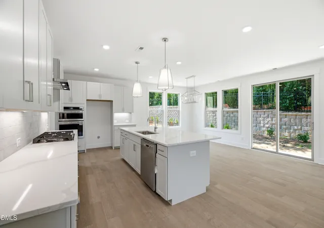 Photo 3 of Single family home for sale at 700 Mildred Oaks Ct, Cary, NC 27519 | MLS# 10167546 | Listing updated on 2026-09-13