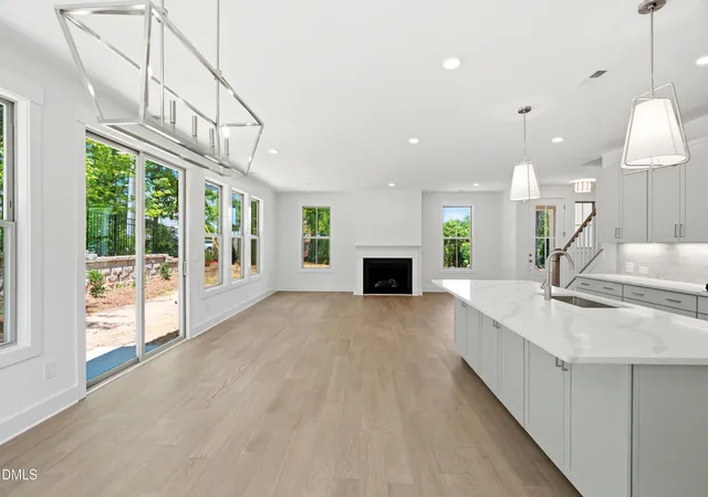 Photo 4 of Single family home for sale at 700 Mildred Oaks Ct, Cary, NC 27519 | MLS# 10167546 | Listing updated on 2026-09-13