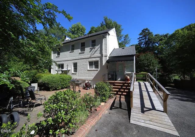 22nd image of 2601 York Rd, Raleigh, NC 27608 | MLS# 10167688