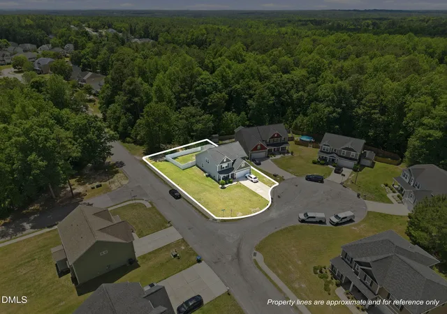 Photo 5 of Single family home for sale at 15 Dandelion Pl, Spring Lake, NC 28390 | MLS# 10167866 | Listing updated on 2026-08-04